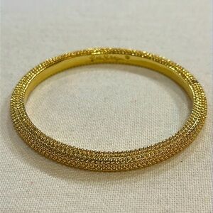 Lilly Pulitzer Textured Gold Bangle Layering Stackable Bracelet - EUC